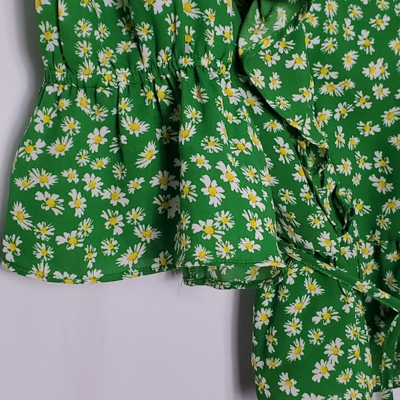 WAYF Floral Ruffle Peplum Wrap Blouse - Small - Picture 6 of 9